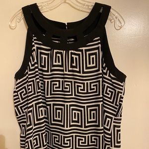 Greek key sleeveless blouse XL